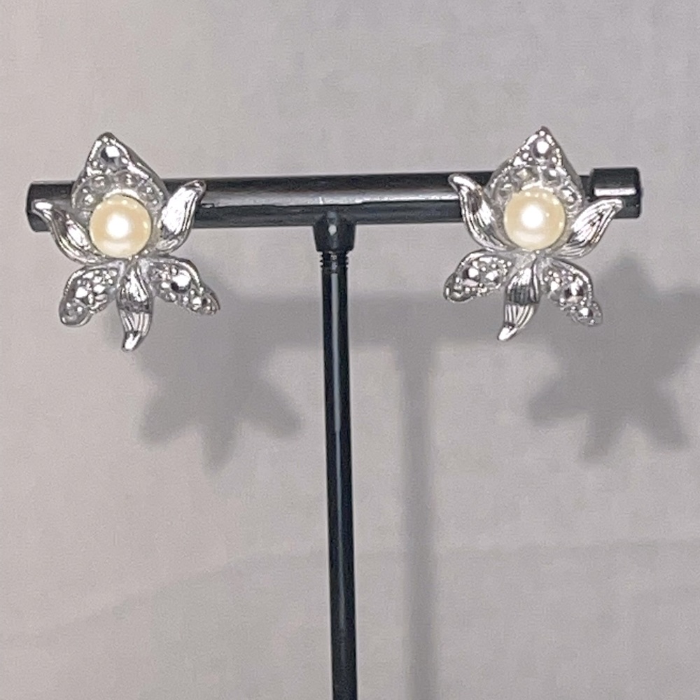 Vintage Pearl Earrings